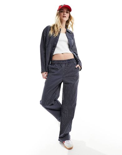 Pantaloni a fondo ampio gessato in coordinato - Vero Moda - Modalova