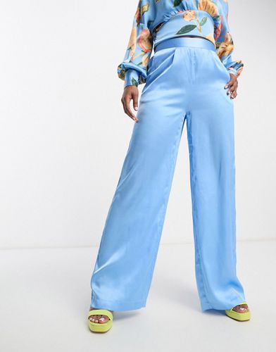 Pantaloni a fondo ampio in raso in coordinato - Vero Moda - Modalova