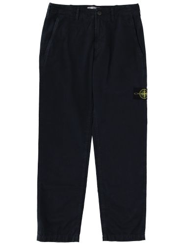 Stone island pants with logo patch - stone island - Modalova