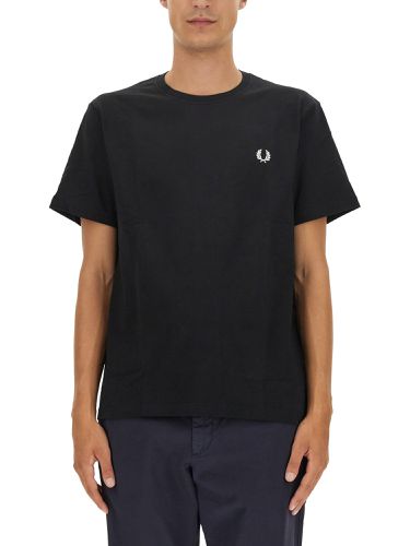 Fred perry t-shirt with logo - fred perry - Modalova