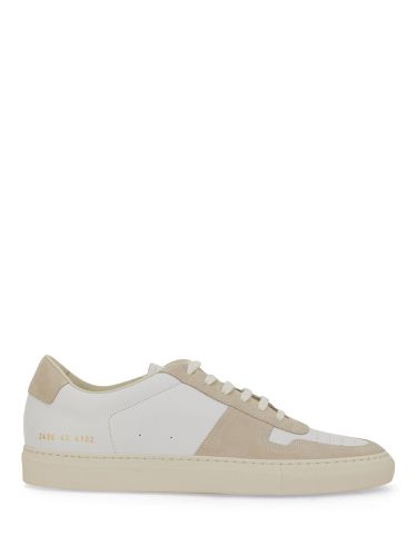 Common projects sneaker with logo - common projects - Modalova