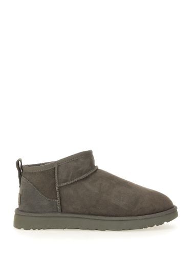 Ugg boot classic ultra mini - ugg - Modalova