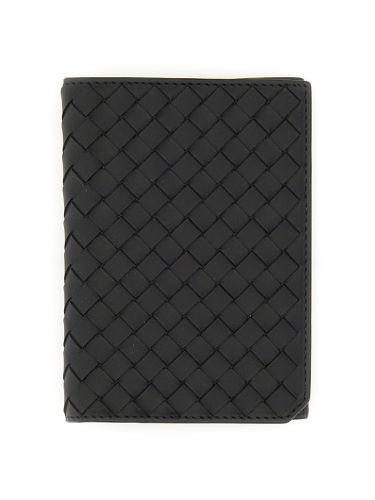 Small woven passport holder - bottega veneta - Modalova