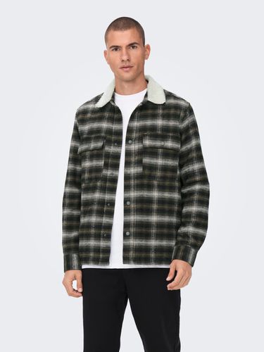 Checked Loose Fit Shacket with sherpa collar - ONLY & SONS - Modalova