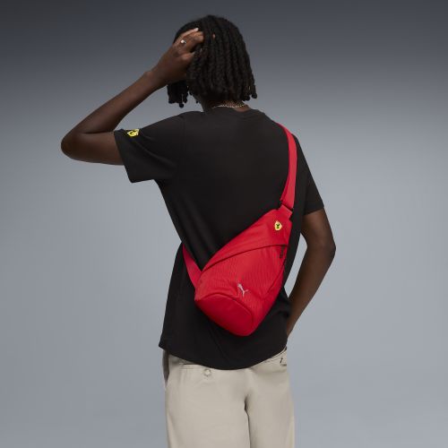 Scuderia Ferrari 3L Sling Bag in Red - PUMA - Modalova