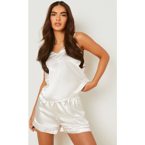 Pijama De Raso Con Pantalón Corto Y Camisola Con Ribete En Contraste - boohoo - Modalova