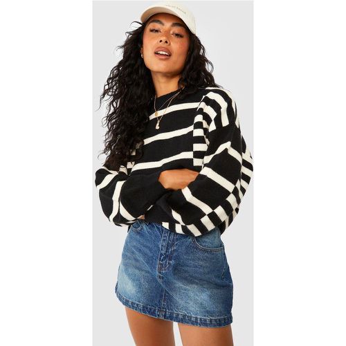 Maglione oversize a righe miste - boohoo - Modalova