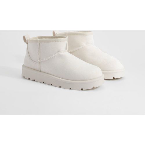 Ultra Mini Cosy Boots, Bianco - boohoo - Modalova