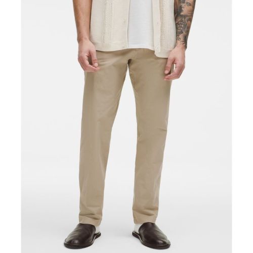 “ Pantalon chino ABC coupe classique Coton VersaTwill extensibles â€“ 76 cm â€“ Taille 36 - lululemon - Modalova