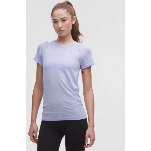 “ T-Shirt Swiftly Tech 2.0 Longueur hanches â€“ Bleu â€“ Taille 14 - lululemon - Modalova