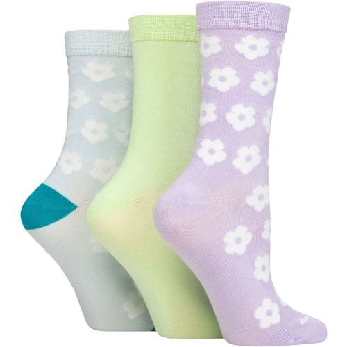 Ladies 3 Pair SOCKSHOP Patterned Bamboo Socks Flowers Lilac / Green / Blue 4-8 - Wildfeet - Modalova