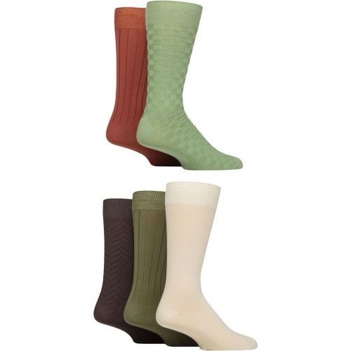 Mens 5 Pair Plain, Striped and Patterned Bamboo Socks Wild Terrain Textured 7-11 - SockShop - Modalova