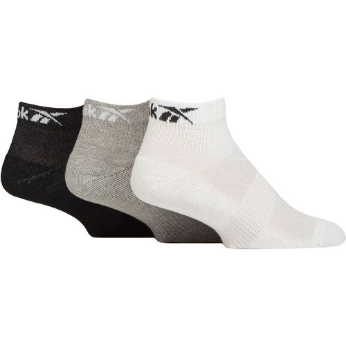 Mens and Ladies 3 Pair Essentials Cotton Ankle Socks with Arch Support and Mesh Top White / Grey / Black 4.5-6 UK - Reebok - Modalova
