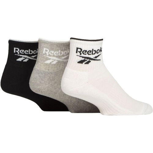 Mens and Ladies 3 Pair Essentials Cotton Ankle Socks with Arch Support White / Grey / Black 4.5-6 UK - Reebok - Modalova