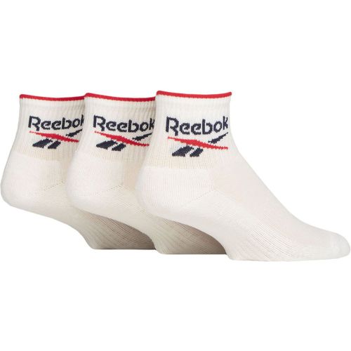 Mens and Ladies 3 Pair Essentials Cotton Ankle Socks with Arch Support 2.5-3.5 UK - Reebok - Modalova