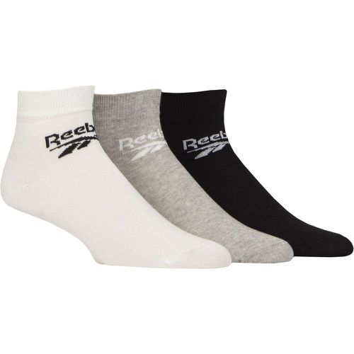 Mens and Women's 3 Pair Core Cotton Ankle Socks White / Grey / Black 8.5-10 UK - Reebok - Modalova