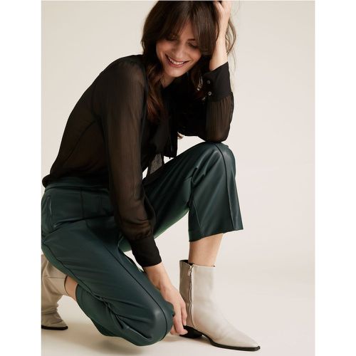 Evie Straight Leg Faux Leather 7/8 Trousers - Marks & Spencer - Modalova