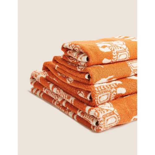 Priya Pure Cotton Elephant Towel orange - Marks & Spencer - Modalova
