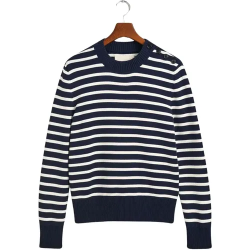 Entdecken Sie unseren neuen glänzenden, gestreiften Rundhalspullover Gant Breton, ein Muss für Ihre Garderobe in diesem Herbst. Hergestellt von der - MAG7244349 - Modalova