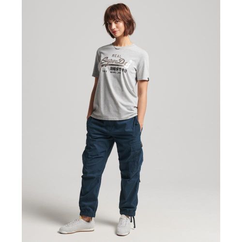 Aggiungi un tocco di brillantezza al tuo guardaroba in questa stagione con questa t-shirt Vintage Logo Boho. Vestibilità casual - il taglio classico - MAG3596280 - Modalova