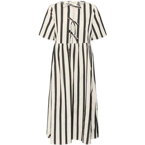 Das Damenkleid Soaked in Luxury Nena verkörpert moderne Eleganz und zeitlosen Chic. Entworfen für Frauen, die kompromissloses Stilbewusstsein schät - MAG11439240 - Modalova