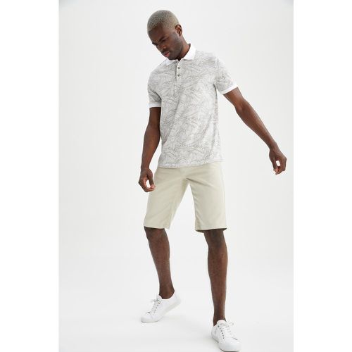 Patterned Short Sleeve Polo Shirt - DeFacto - Modalova