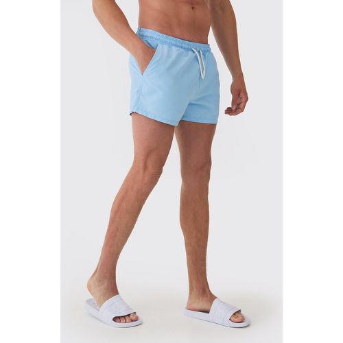 Costume a pantaloncino corto con firma Man - boohoo - Modalova