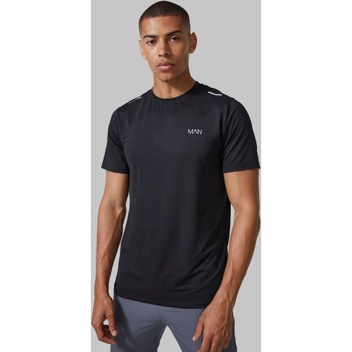 Camiseta Man Active Ligera Resistente - boohoo - Modalova