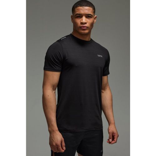 Camiseta Man Active Ligera Resistente - boohoo - Modalova