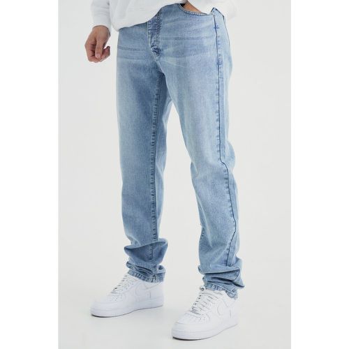 Jeans dritti Tall in denim rigido - boohoo - Modalova