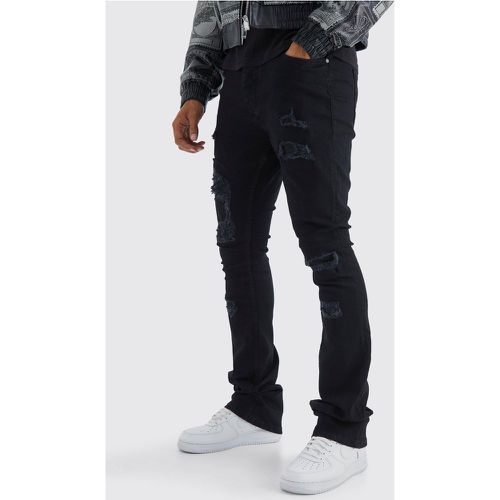 Jeans Skinny Fit strappati con pieghe sul fondo e smagliature - boohoo - Modalova