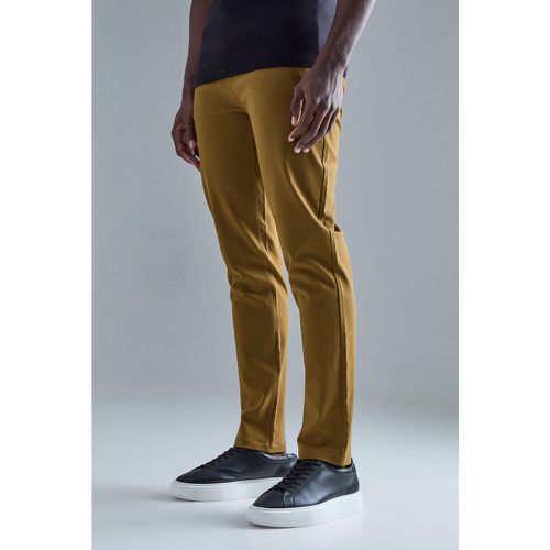 Pantaloni in Stretch tecnico Slim Fit con vita fissa - boohoo - Modalova