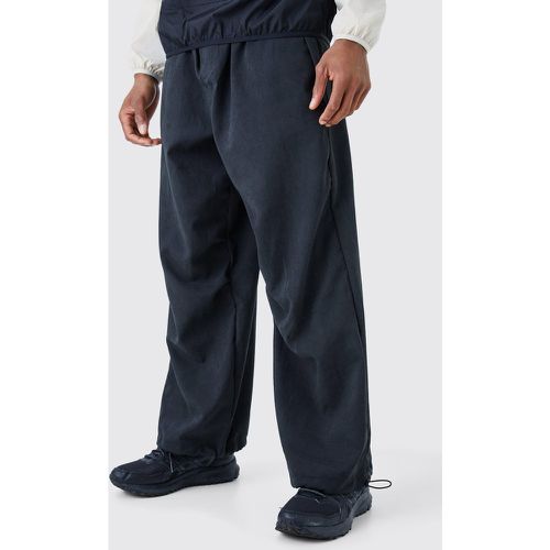 Pantaloni da paracadutista oversize effetto vellutato - boohoo - Modalova