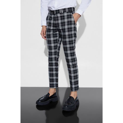 Pantaloni alla caviglia Skinny Fit a quadri scozzesi monocromatici - boohoo - Modalova