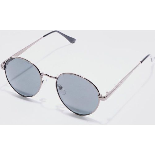 Metal Round Sunglasses In Silver - boohoo - Modalova