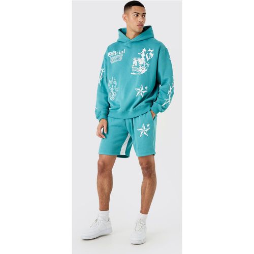 Tuta sportiva corta oversize stile Graffiti con cappuccio - boohoo - Modalova