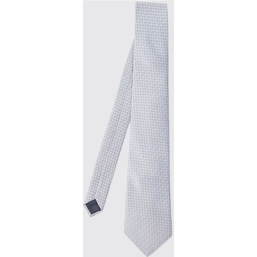 Cravatta Slim Fit in raso color chiaro - boohoo - Modalova