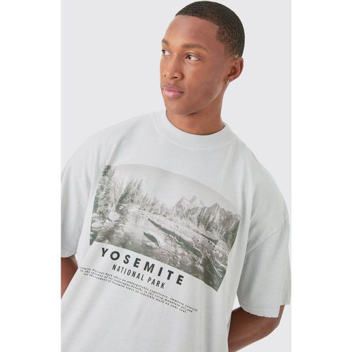Camiseta Oversize Desteñida Con Estampado De Yosemite - boohoo - Modalova