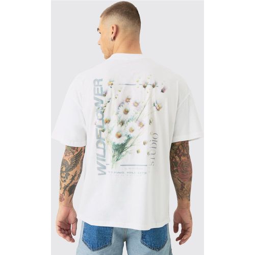 Camiseta Oversize Con Estampado De Flores Silvestres - boohoo - Modalova