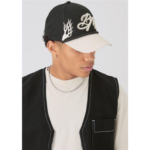 Gorra Negra Con Llamas Bm, Negro - boohoo - Modalova