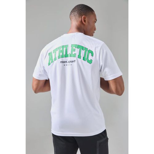 Man Active Athletic Performance T-shirt - boohoo - Modalova