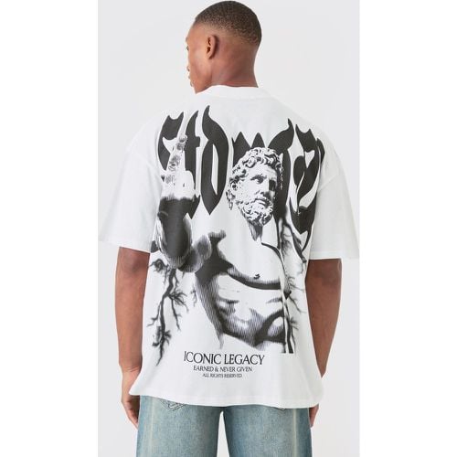 T-shirt oversize con grafica di statua grande e girocollo esteso - boohoo - Modalova