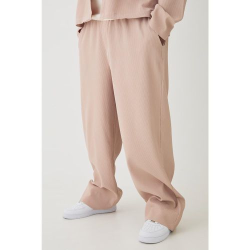 Pantaloni rilassati Plus Size plissettati - boohoo - Modalova