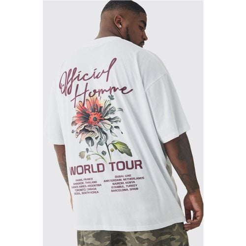 T-shirt Plus Size oversize World Tour con girocollo esteso - boohoo - Modalova