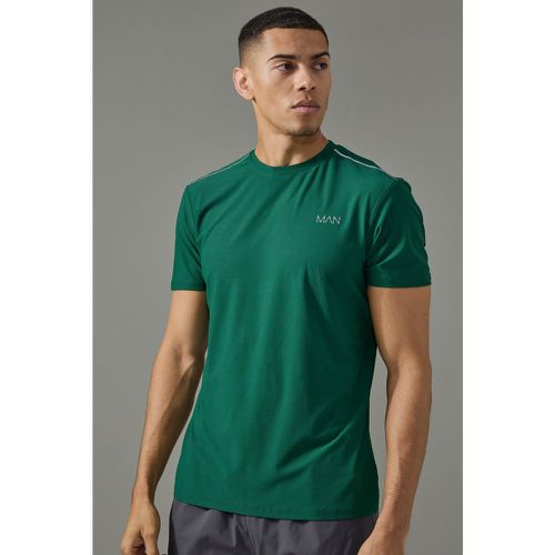 Camiseta Man Active Regular Resistente - boohoo - Modalova