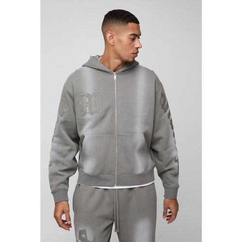 Felpa squadrata oversize Homme con applique effetto spray, zip e cappuccio - boohoo - Modalova