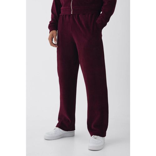 Pantaloni tuta dritti in velours con pieghe - boohoo - Modalova