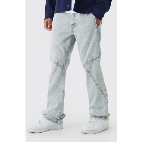 Jeans a zampa Slim Fit con pannelli - boohoo - Modalova