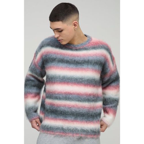 Maglione squadrato oversize in maglia spazzolata a righe - boohoo - Modalova