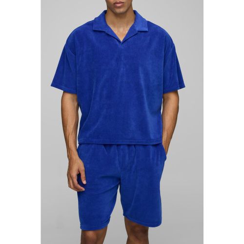 Set polo squadrato oversize a maniche corte in velours con rever - boohoo - Modalova